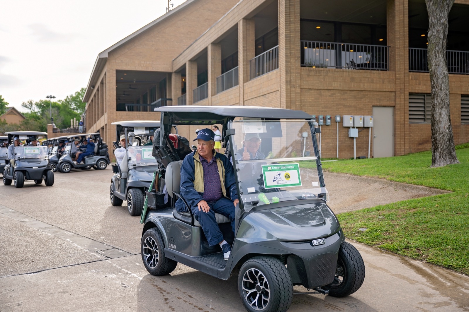 Golf carts lined up for shotgun start